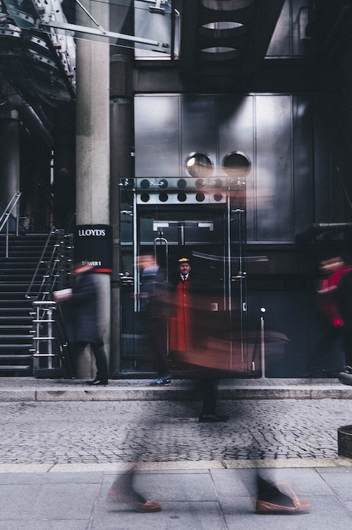 lloyds business bank entrance